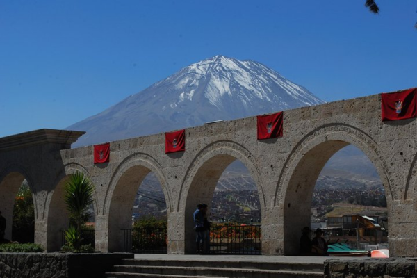 City Tour Arequipa y Monasterio de Santa Catalina 1 Día